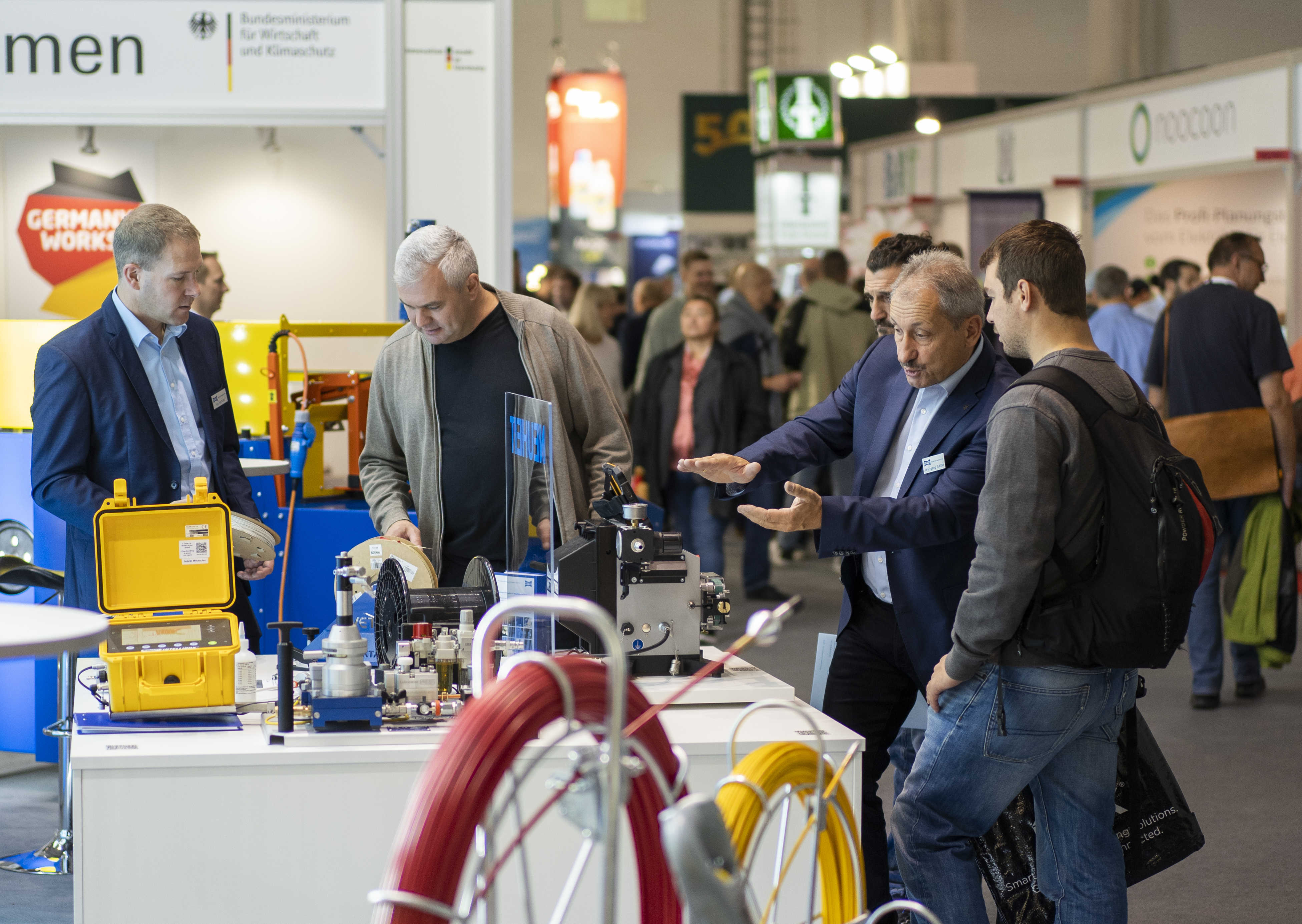 Die eigenen Produkte präsentieren und Zugang zu internationalen Geschäftskontakten bekommen – die Teilnehmer des BMWK-Areals profitieren von der hohen Aufmerksamkeit der Weltleitmesse Light + Building.